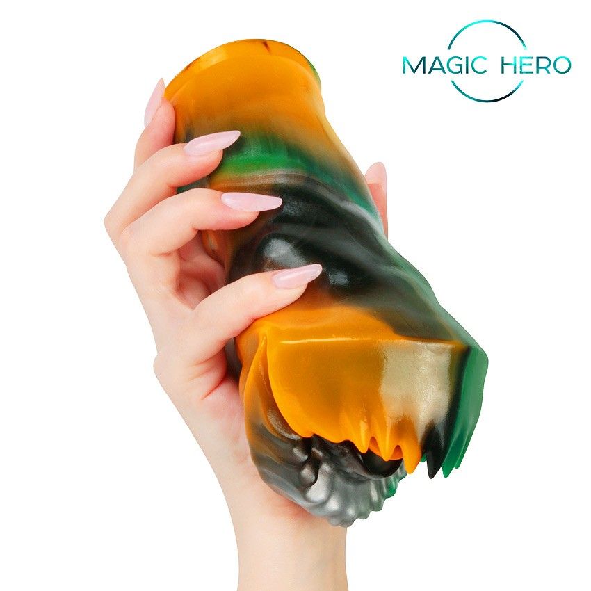 Фантазийный мастурбатор с клыками — изображение 5