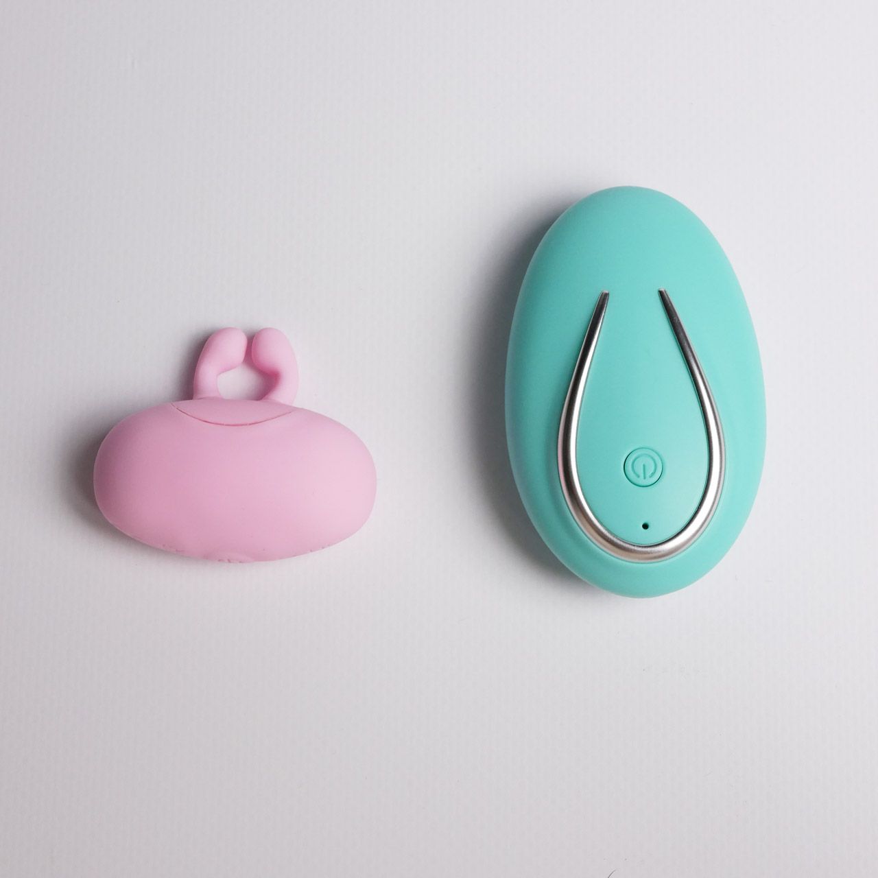 Розовый многофункциональный стимулятор — изображение 5