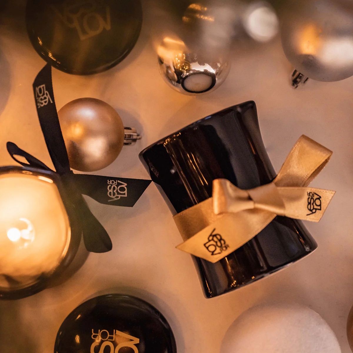 Массажная аромасвеча Massage Candle With Bewitching Scent — изображение 3